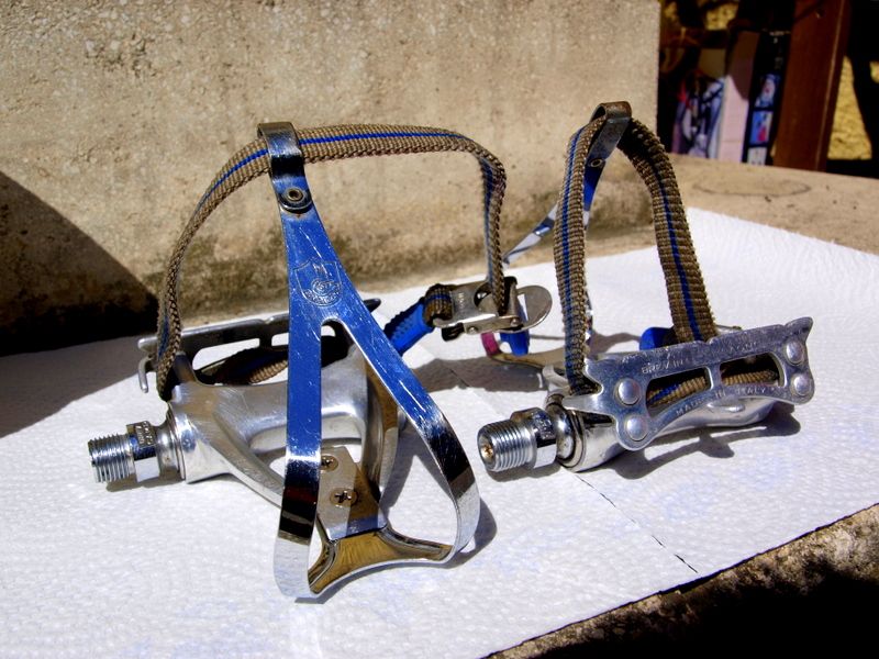 Campagnolo Victory Road Pedals from Bianchi record  