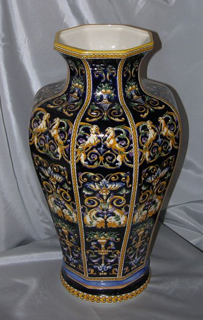 NEW Octogonal Vase Renaissance Fond Bleu Gien  