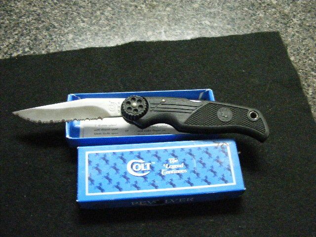 COLT FOLDER CT 13 SERRATED CLIP BLADE IN ORIG BOX NEW  