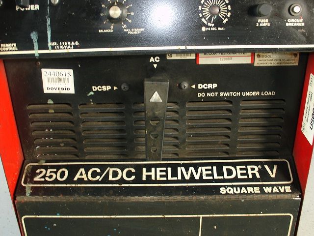 Used Airco 250 AC DC HELIWELDER V Welder. Unit was tested good but is 