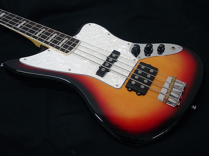 TUSCANY BASS GUITAR SETUP IN ITALY JAG BASS 3TONE BURST  