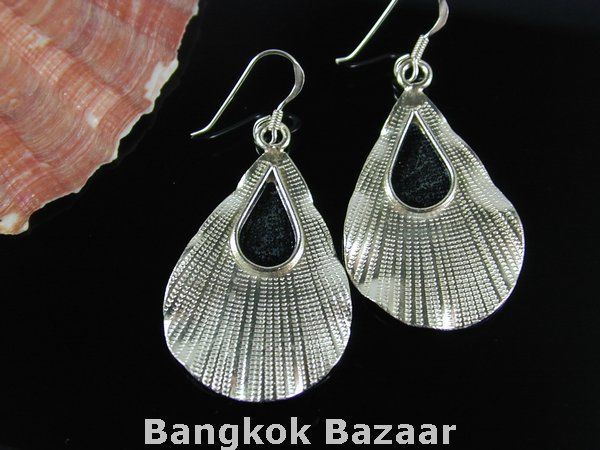 Thai Karen Hill Tribe 95% Hand made silver Earrings  