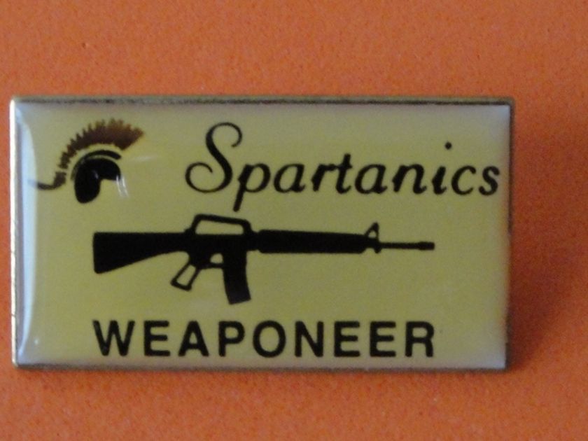   Weaponeer M16 Gun Training Machine Pin Badge Enamel Metal Military Vtg