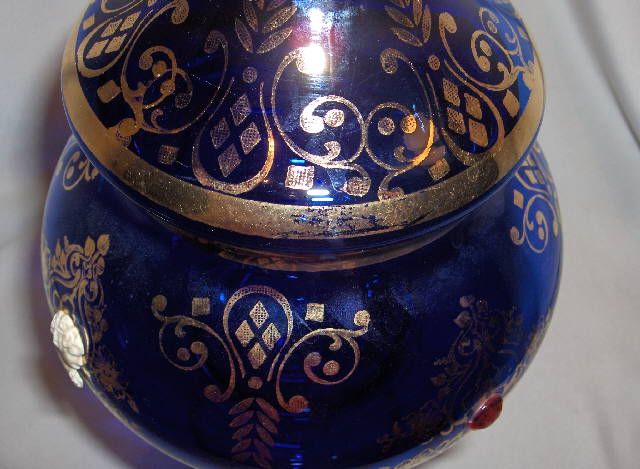 Up for sale is a beautiful vintage 2 piece cobalt blue Murano hand 