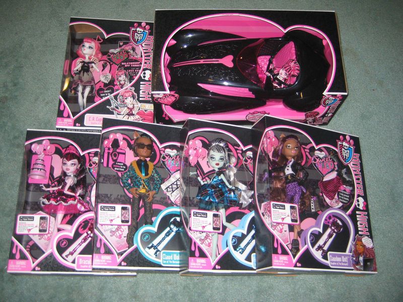 MONSTER HIGH DRACULAURA, CLAWD & CLAWDEEN, CUPID & FRANKIESTEIN 