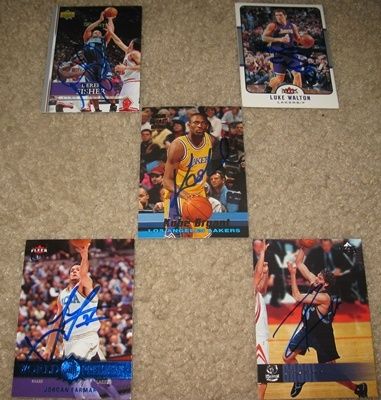 NBA L.A. LAKERS LOT OF 5 SIGNED CARDS /KOBE BRYANT  