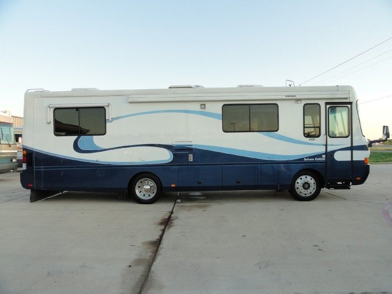   Foot 300HP Turbo Diesel Pusher Clean Texas RV Full Body Paint  