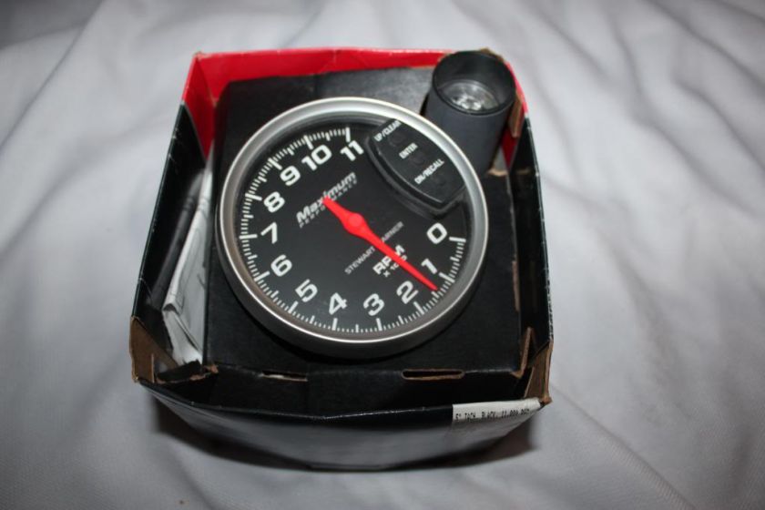 STEWART WARNER Pro Race 11,000 RPM TACHOMETER w Light  