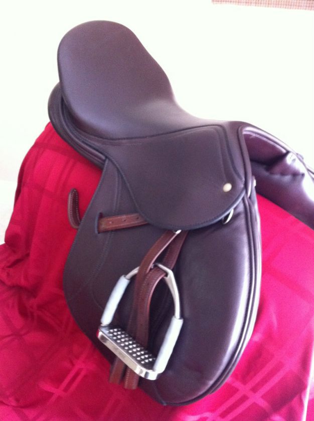 17 Schleese Eagle Jumping Saddle French Leather Dark Brown Made in 