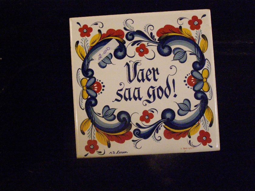 VAER SAA God BERGGREN IMPORTS Trivet HANG TILE Square  