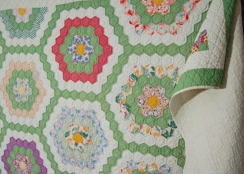 See 400+ MORE antique quilts in my  Store