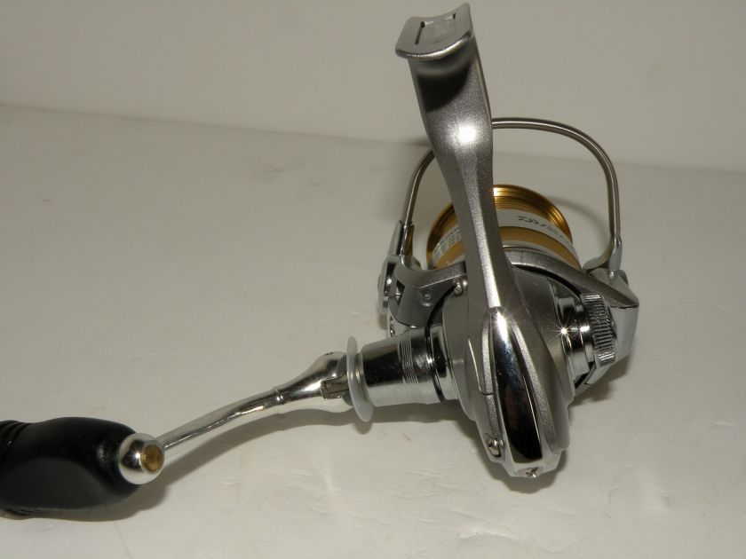 2011 model Daiwa REVROS MX 2004 From JAPAN  