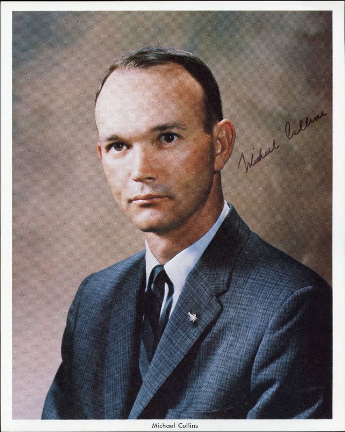 MICHAEL COLLINS, ASTRONAUT, SIGND NASA PHOTOGRPH BM8027  