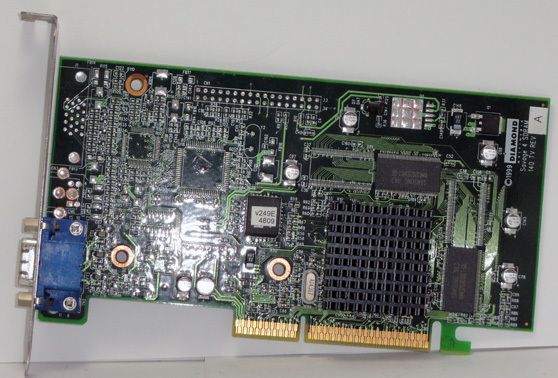 Diamond Savage 4 16MB S540 AGP Video Card 28030505 002  