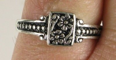 Estate Vintage Ornate Hand Carved Flower & Scrollwork 925 Silver 