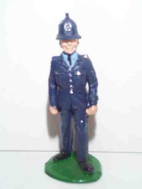 UNKNOWN 1950S ENGLISH LONDON BOBBY POLICEMAN FIGURE  