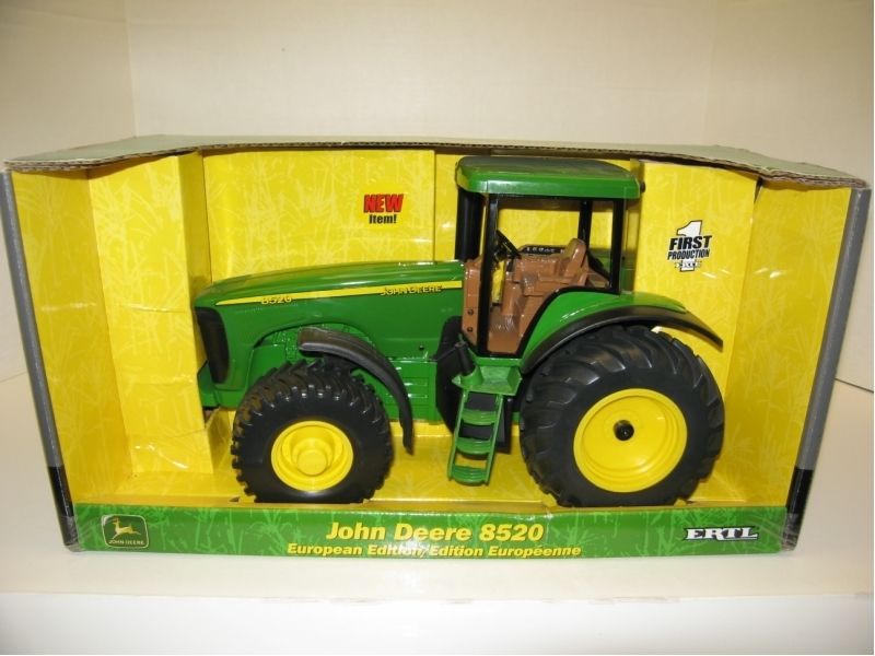 16 JOHN DEERE 8520 MFWD EUROPEAN EDITION NIB  