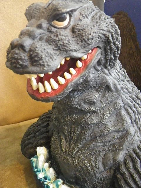 TAKI COMPANY GODZILLA BUST UP / KINGKONG VER. bandai bullmark  