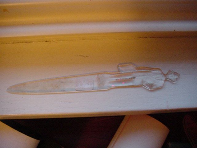 VINTAGE FULLER BRUSH SALESMANLUCITE LETTER OPENER  