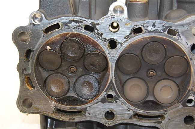   YZF R1 engine motor cylinder head cam caps valves shims buckets  