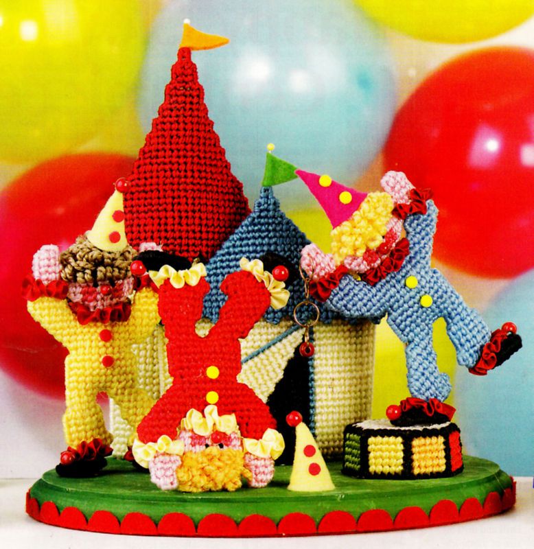 HAPPY CLOWN CENTERPIECE **  