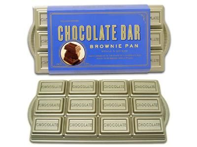 NORDICWARE 12 CHOCOLATE BAR SHAPED BROWNIES PAN *NEW  