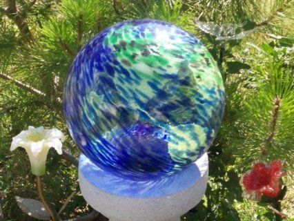 Solar Gazing Ball Globe Continents Large Plus Light  