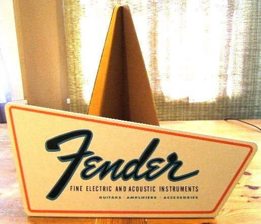 FENDER GUITAR PRESENTATION GUITAR or BASS STAND  