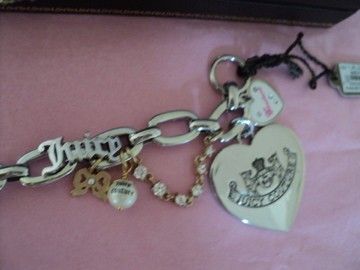 JUICY COUTURE SILVERTONE CHARM BRACELET   LOVE JUICY   JUICY BLING 