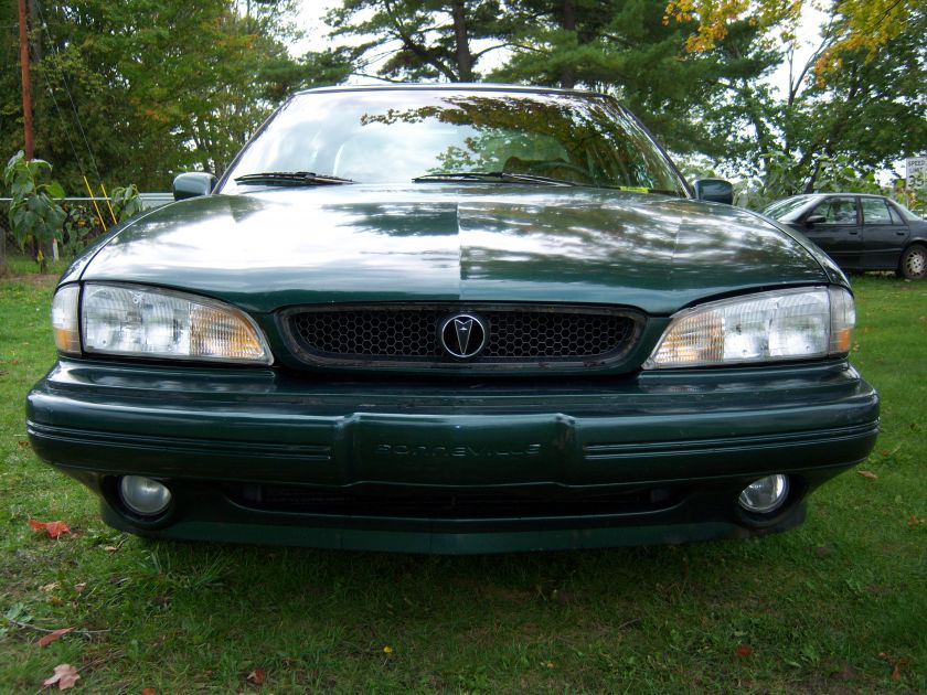 Listing Title 1995 Pontiac Bonneville Green   All   A Part   Or 