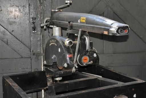 DEWALT 16 HEAVY DUTY #3526 RADIAL ARM SAW TYPE #1  