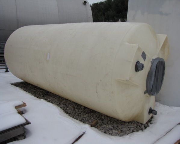 1,500 GALLON USED PLASTIC CONTAINMENT TANK  